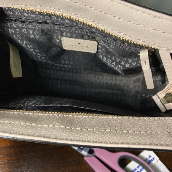 BEAUTIFUL KATE SPADE LEATHER CROSSBODY SHOULDERBAG - Picture 3 of 9